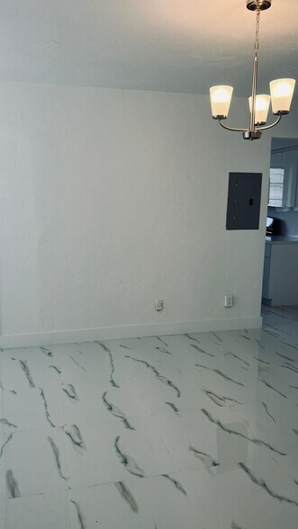 Building Photo - 7821 Byron Ave