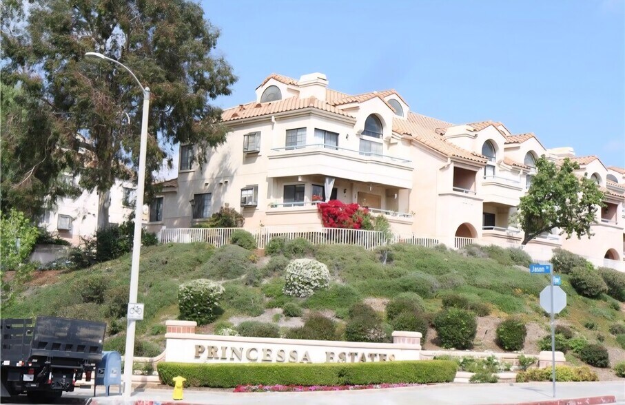 Building Photo - 18123 Erik Ct