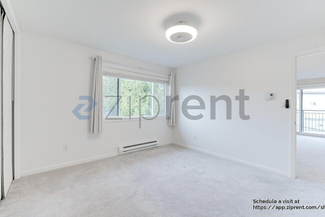 Building Photo - 911 N 73rd St