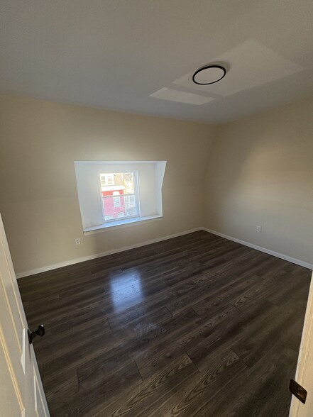 FOURTH BEDROOM - 362 N Front St