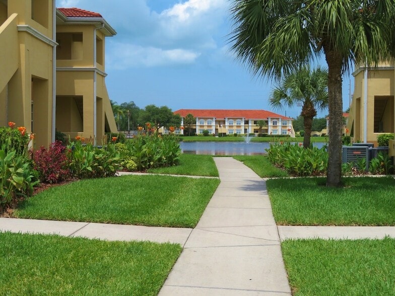 Your lakeview walkway to your condocondo - 1025 Villagio Cir