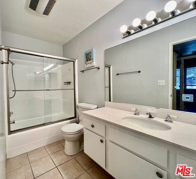 Building Photo - 4805 Maytime Ln