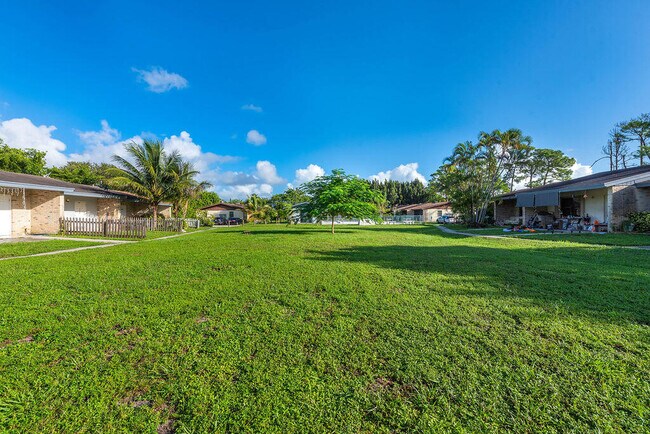 Building Photo - 4953 Freedom Cir