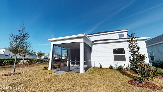 Building Photo - 307 Killarney Ave