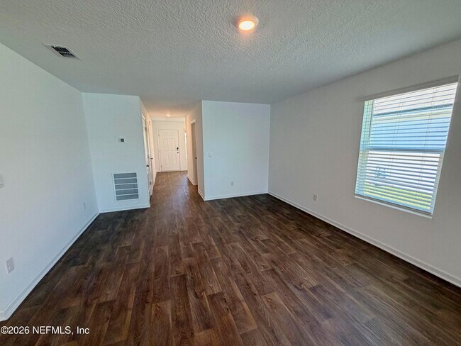 Building Photo - 462 Ardila Cir