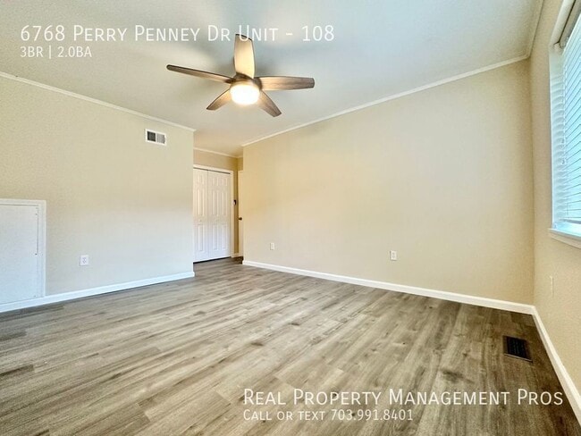 Building Photo - 6768 Perry Penney Dr