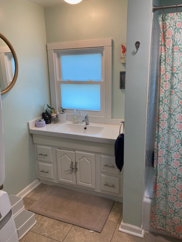 Building Photo - 19 Florence Ave