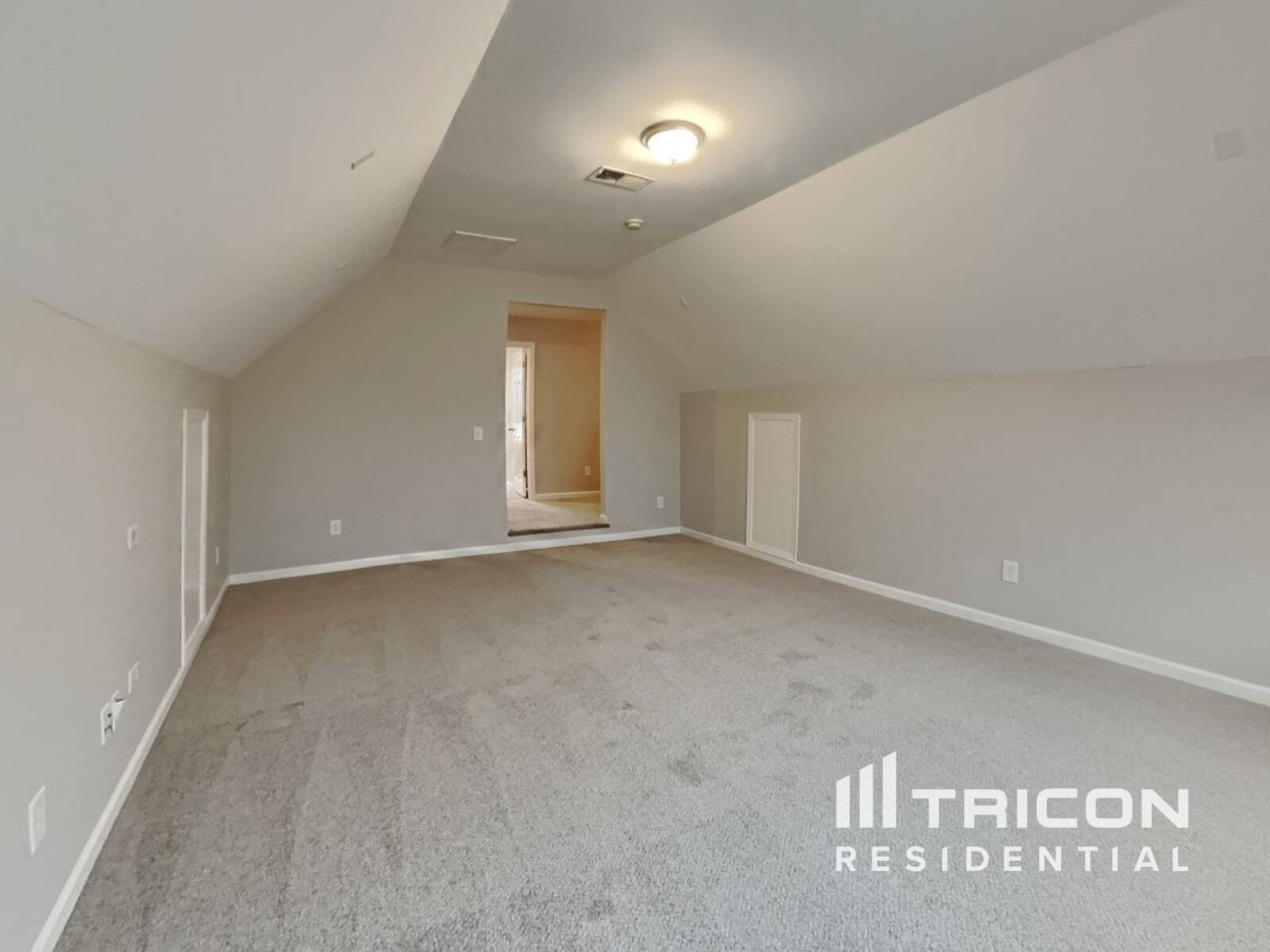 Building Photo - 2513 Hester Ct