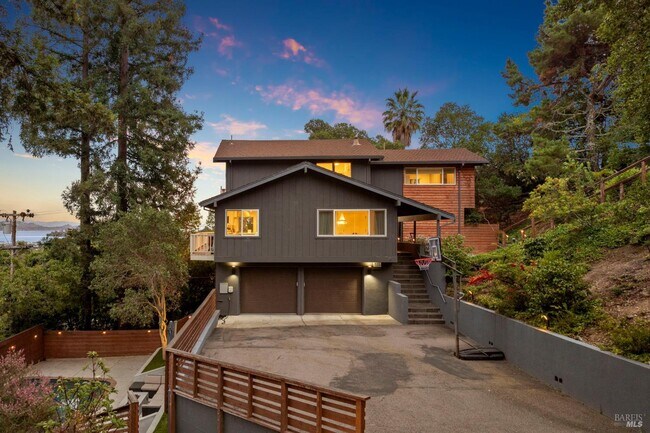 Building Photo - 48 Junipero Serra Ave