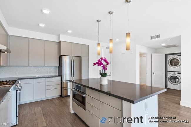 Building Photo - 2 br, 2 bath Condo - 3768 Capitol Ave, Fre...