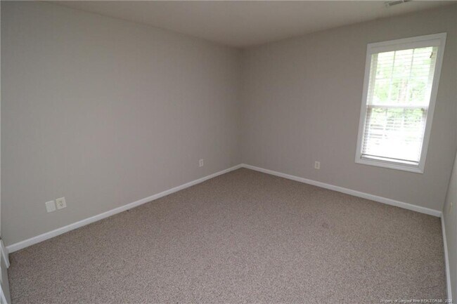 Building Photo - 510 Wheeling Cir