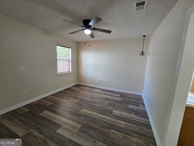 Building Photo - 106 Egret Ct