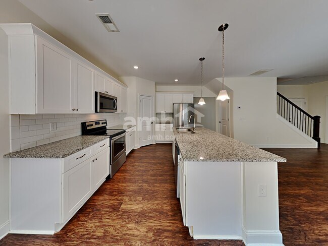 Building Photo - 248 Makenna Dr