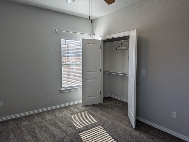 Bedroom 3 - 4360 W Wales Dr