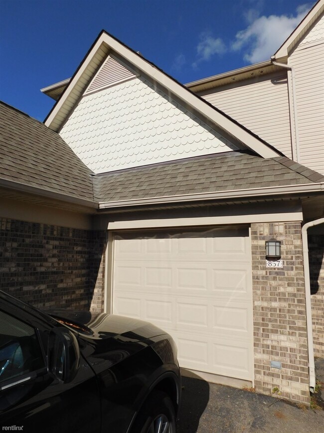 Building Photo - 3 br, 2 bath Condo - 857 Brandon Ave 857B