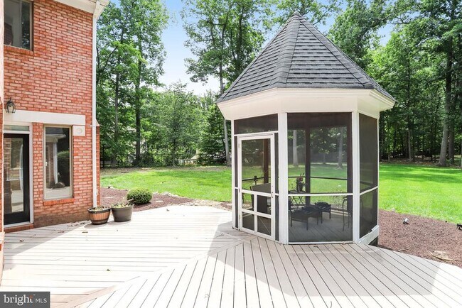 Building Photo - 11109 Elmview Pl