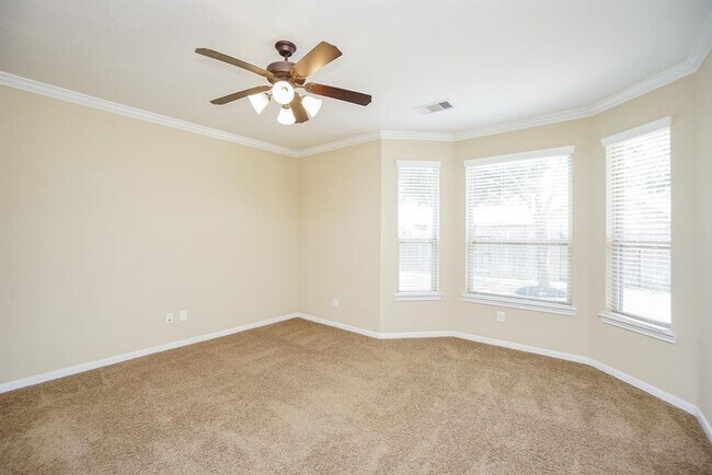 Building Photo - 6203 Brookmall Dr