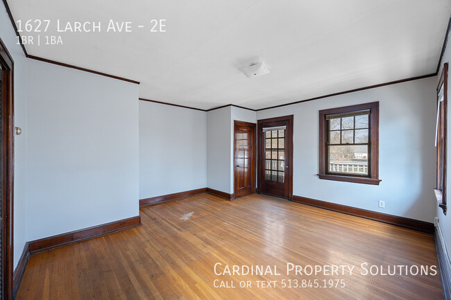 Building Photo - 1627 Larch Ave