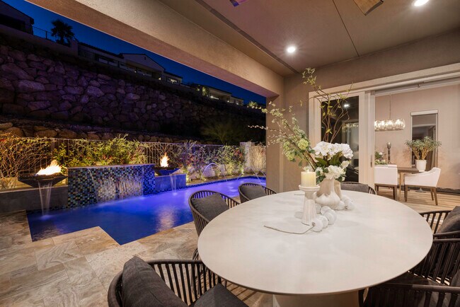 Building Photo - 33 Desert Juniper Ln