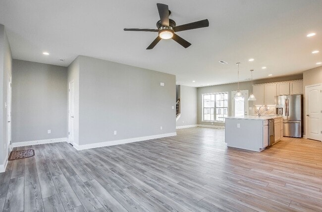 Building Photo - Gorgeous Newer Construction Home!