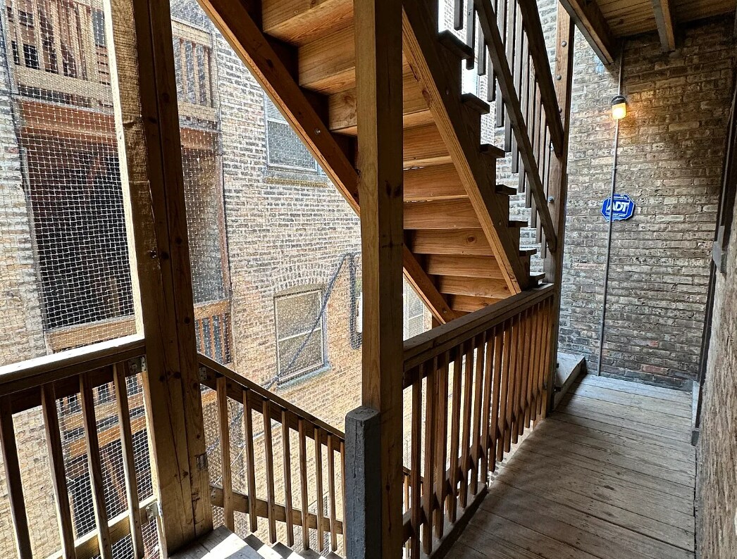 Building Photo - 1360 W Estes Ave