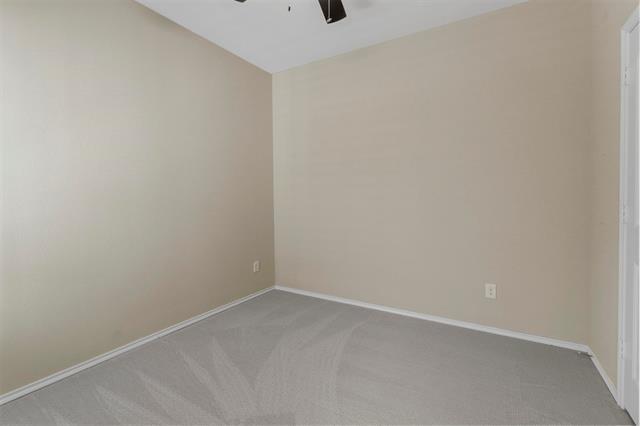 Building Photo - 1316 Red River Dr