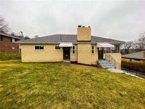 Building Photo - 151 Thorne Rd