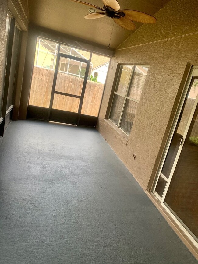 Building Photo - FOR RENT!!! BEAUTIFUL AND UPDATED 3 BED 2 ...