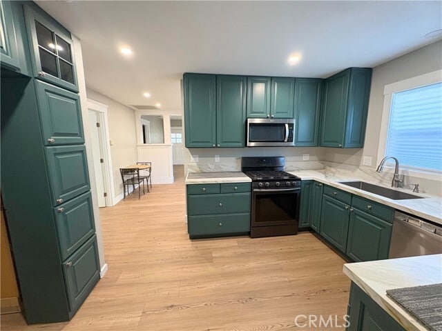 Building Photo - 460 N 3rd Ave