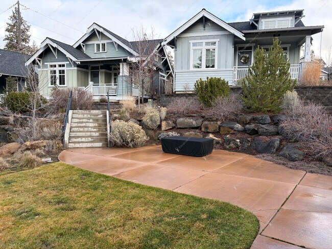 Building Photo - Stunning 2 BR home in Northwest Crossing