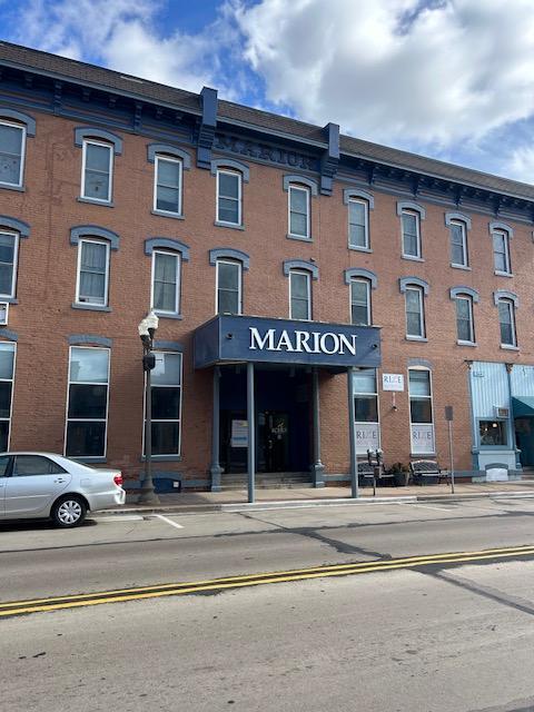 Building Photo - 544 Broadway St S