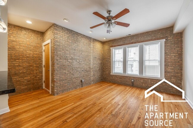 Building Photo - 1336 W Estes Ave