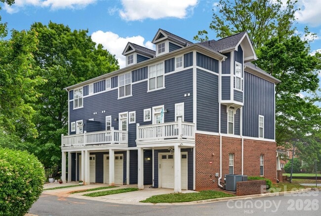 Building Photo - 1508 Walnut View Dr