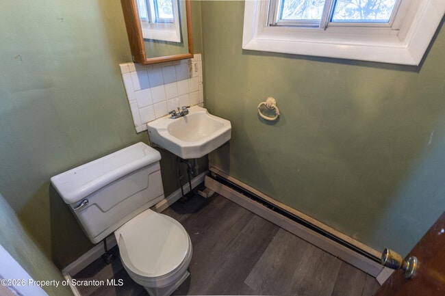 Building Photo - 16 Ralph St