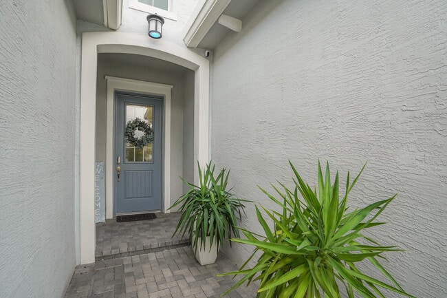 Building Photo - 16074 Whippoorwill Cir
