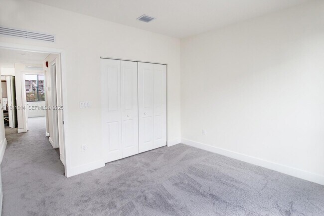 Building Photo - 8167 NW 41st St