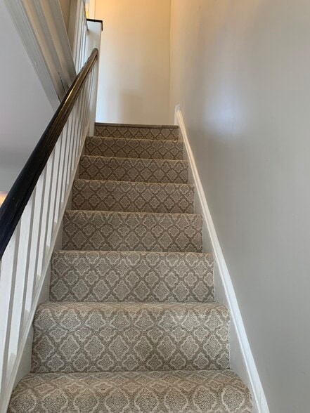 Building Photo - 3526 Stouton St