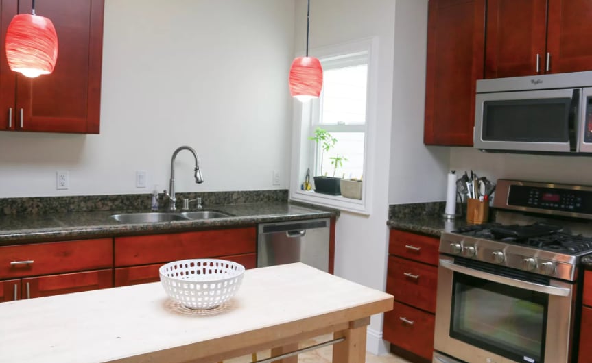 Kitchen - 2344 21st Ave