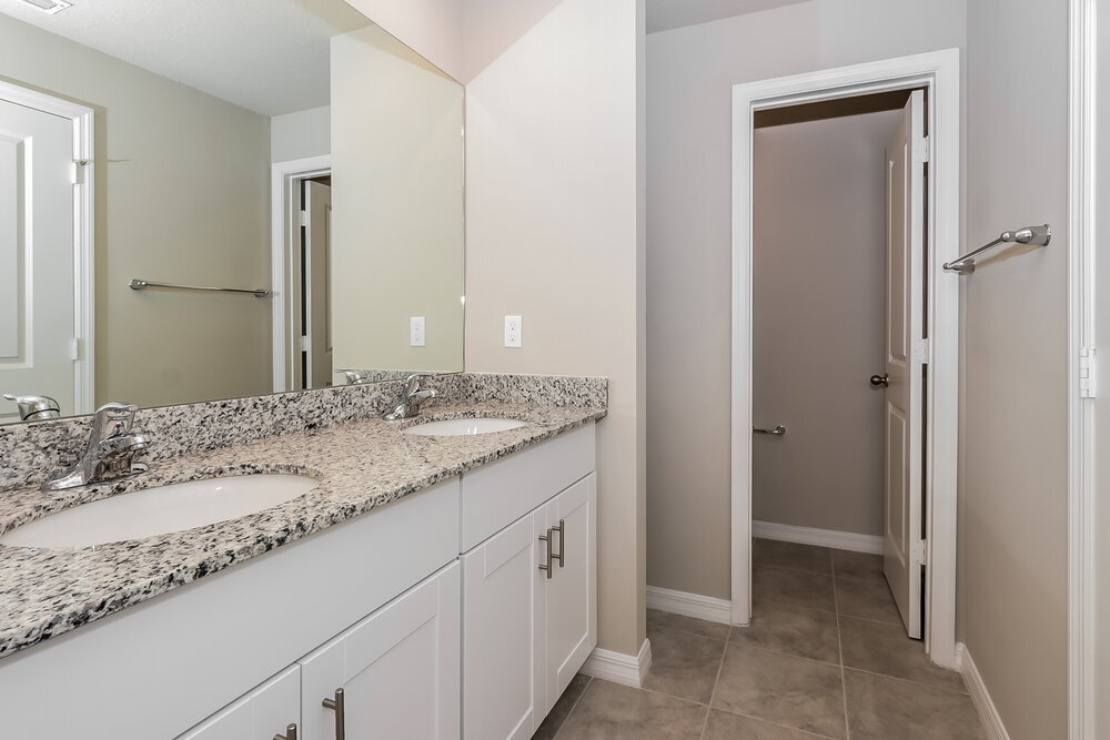 Building Photo - 4030 Hot Springs Ave