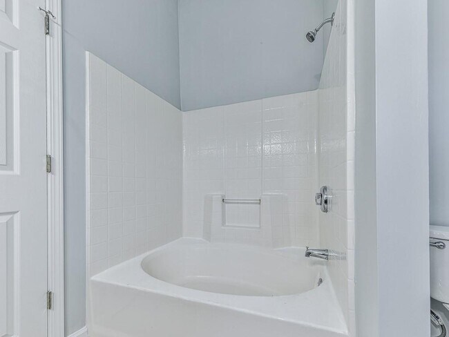 Building Photo - 4375 Yellow Rose Dr