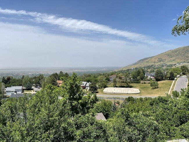 Building Photo - 4100 Sqft Gorgeous Home with Amazing Temple and Valley Views