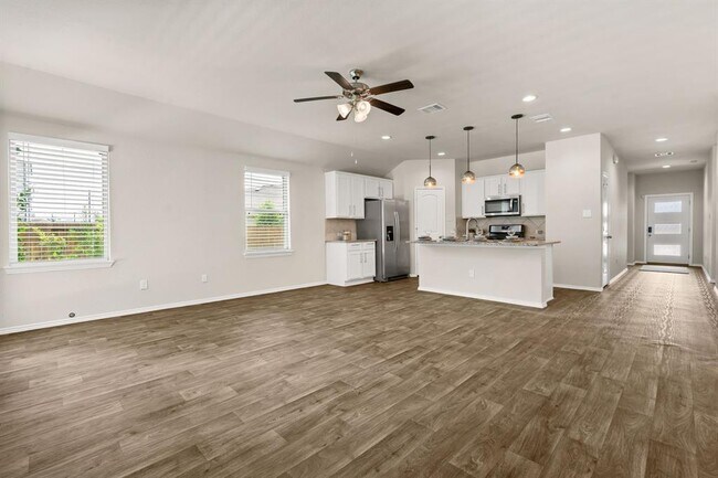 Building Photo - 24630 Charlton Green Ln