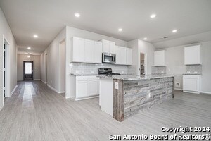 Building Photo - 1924 Heather Glen Dr