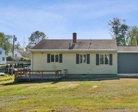 Building Photo - 45 Emery St