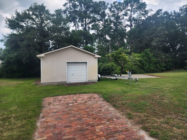 Building Photo - 509 W Wilson Creek Dr