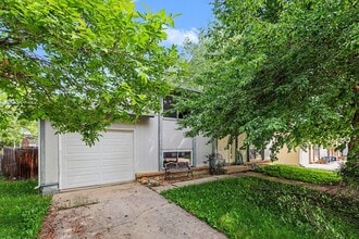 Building Photo - Spacious 4-Bedroom Home Near North Table Mountain