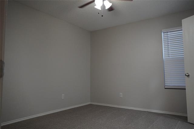 Building Photo - 9965 George Washington Dr