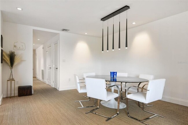 Building Photo - 311 E Morse Blvd