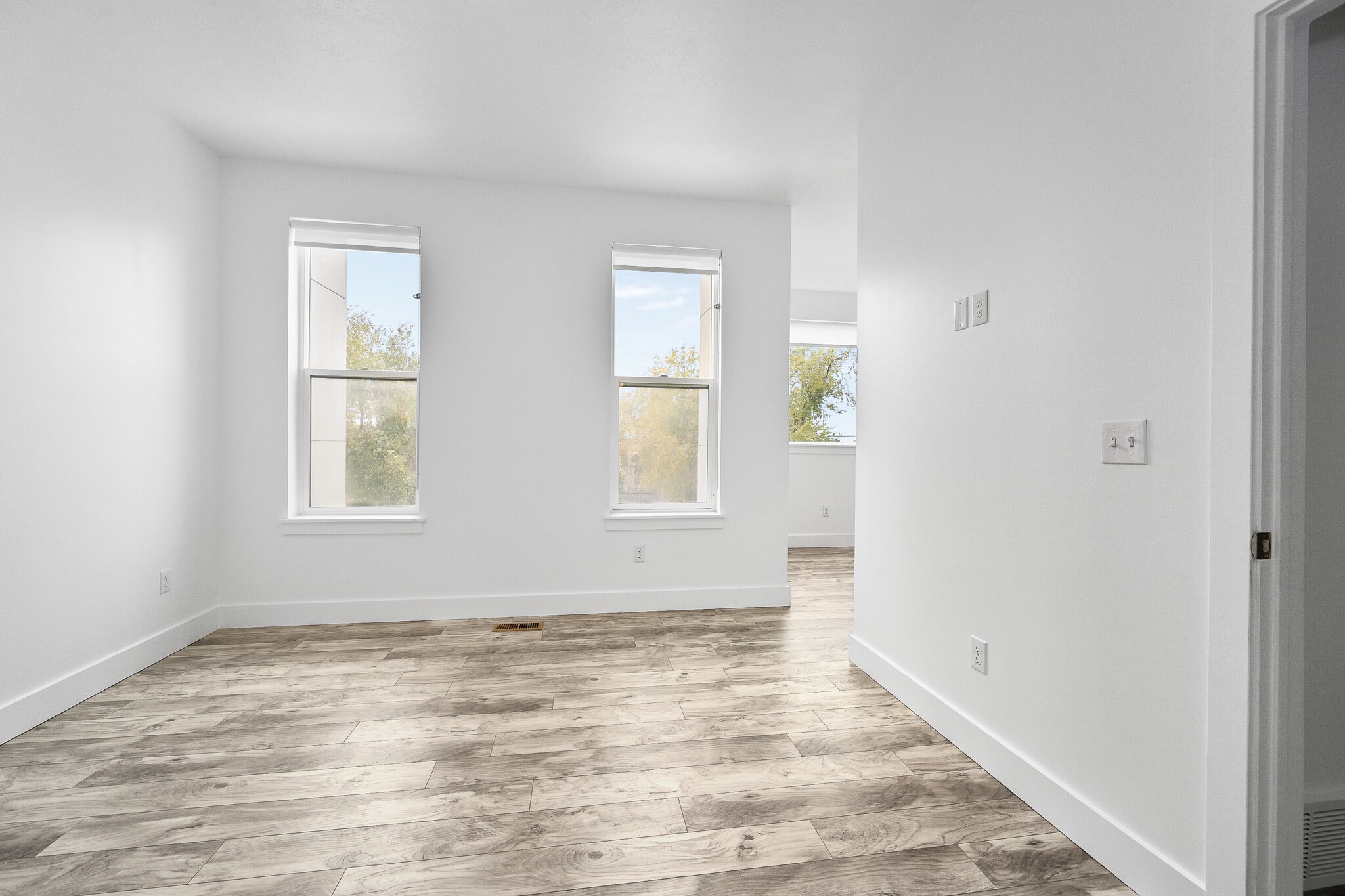 Building Photo - 315 W Reed Ave