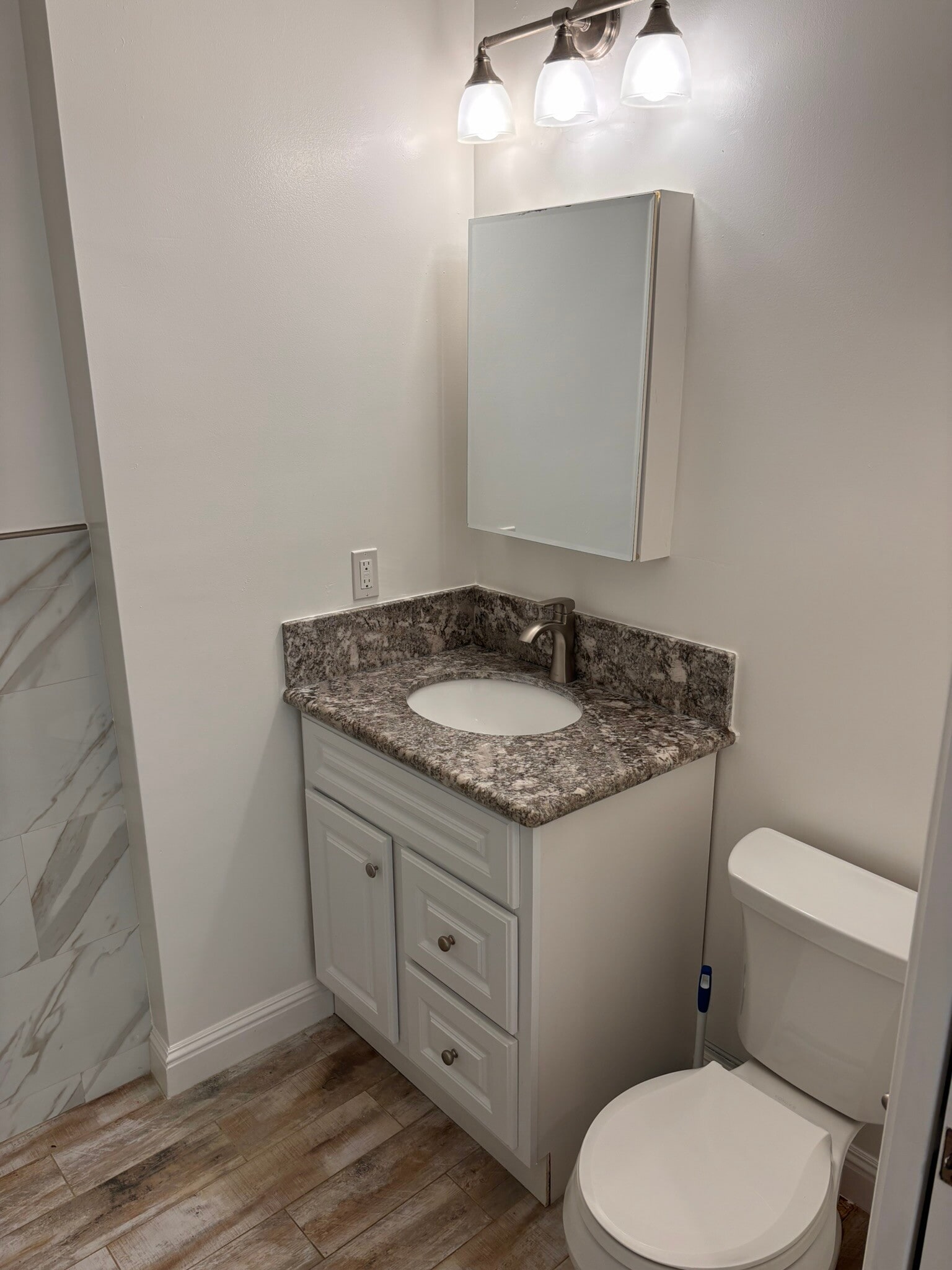 Bathroom 2 - 3658 Woodlawn Dr